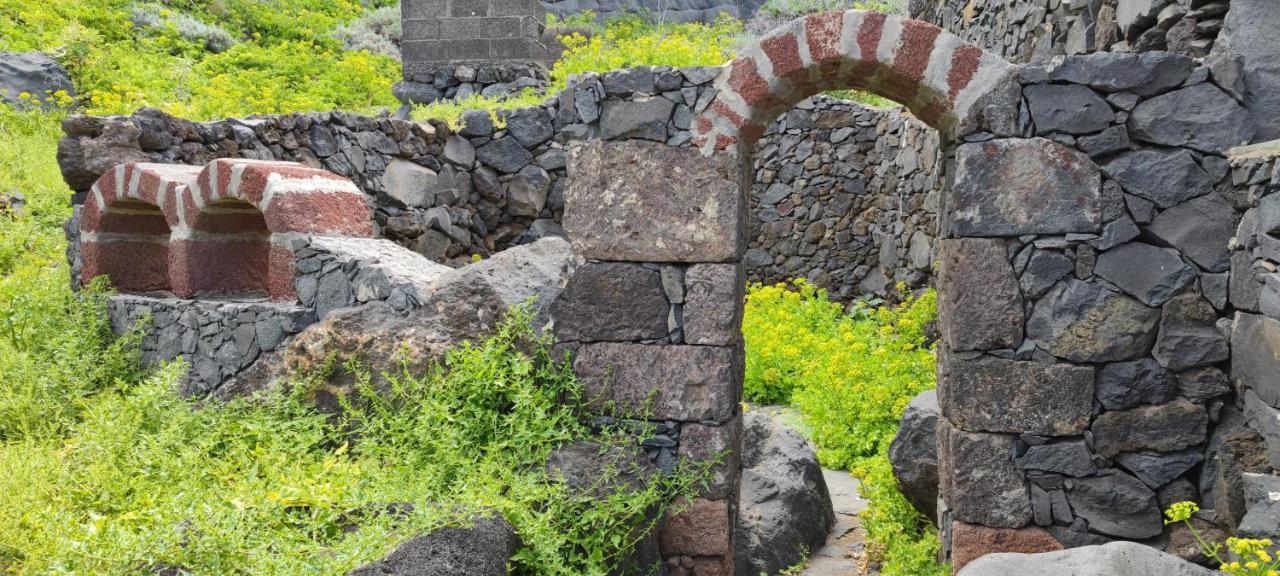 Casita Pajero En El Pozo De Las Calcosas, El Hierro Buitenkant foto